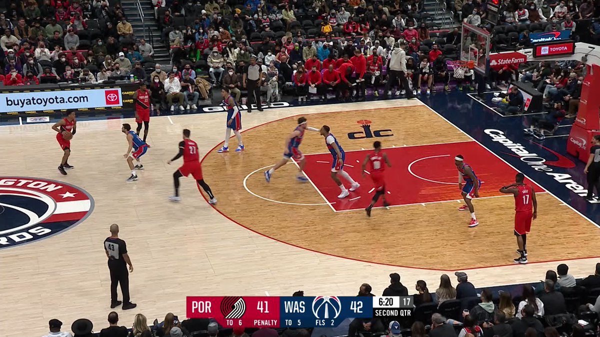 Jusuf Nurkic has 20+ points for the first time since January 3rd.
Before that it had only passed that mark on December 6th.
Excellent pivot game today!
https://t.co/Nn1ygJ6Cos