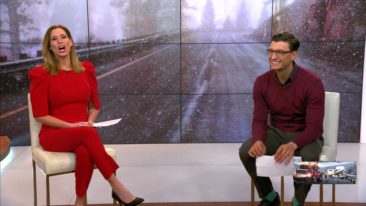 RT @AMHQ: Take a ride with us on Minnesota's 37 mile long ice highway! https://t.co/c2q1trBBtt