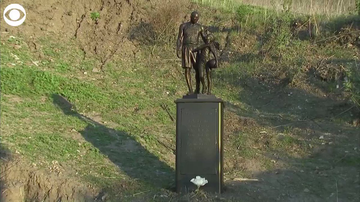 This sculpture of Kobe Bryant and his daughter, Gianna, was placed at the site in Calabasas, California, where they died in a helicopter crash on January 26, 2020. The statue also includes the names of the seven other people killed in the accident. https://t.co/lclYALh2wa