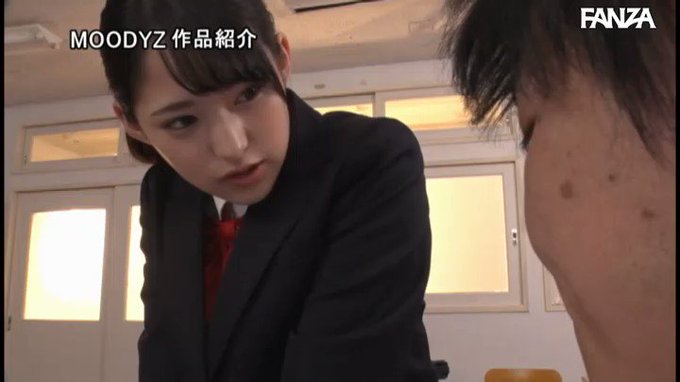 艶めかしいタイツと大胆なパンチラで誘惑してくる制服女子です♥
タイツ姿のまま股間を引き裂きそのままチ〇ポを挿入👺
かわいい女子にタイツはいたままお尻に出す精〇がエロ過ぎてメッチャ興奮してしまいました💦💦 https://t.co/phvfjvo7cD