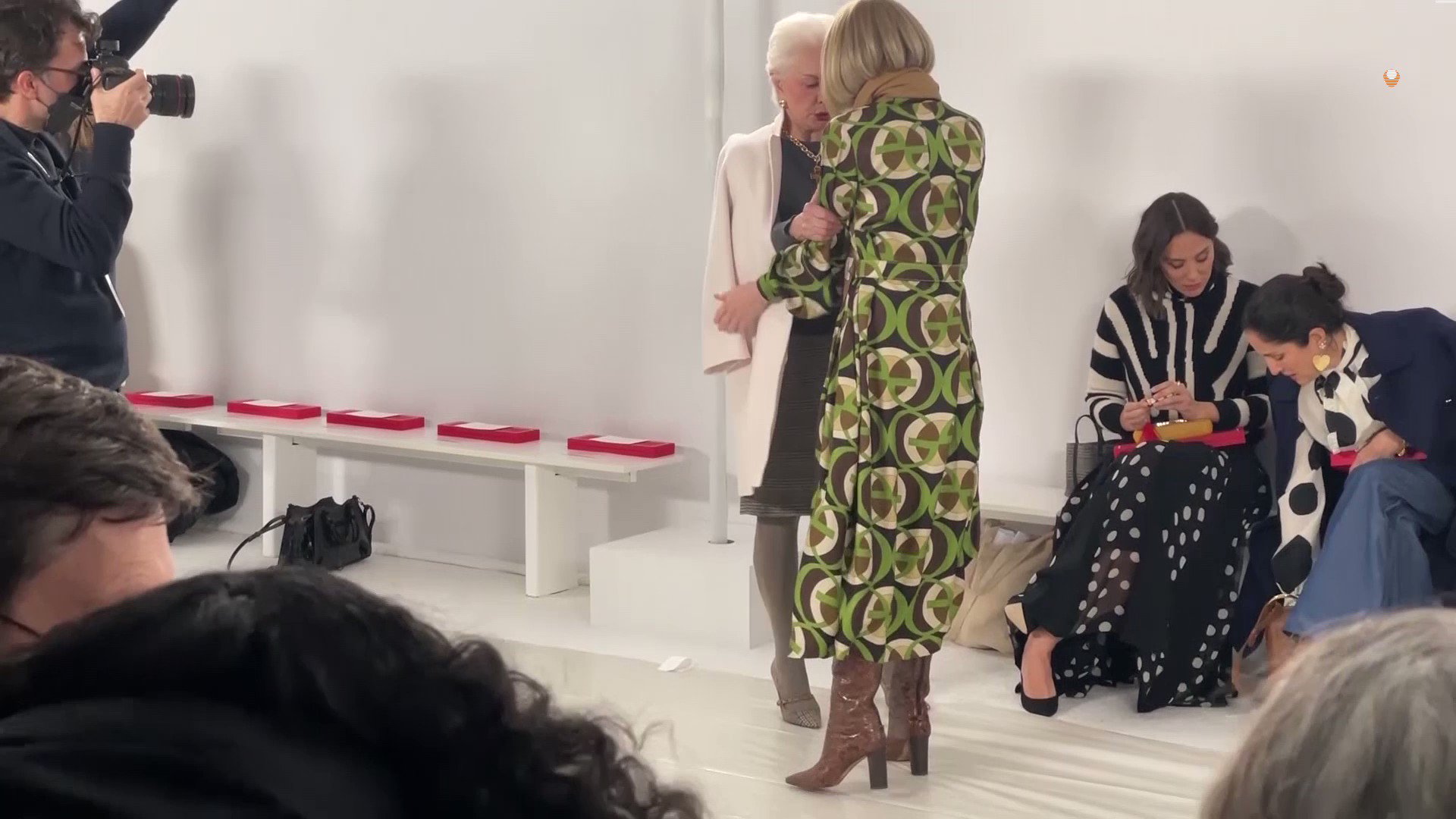 Bows dominate Herrera show at NY Fashion Week