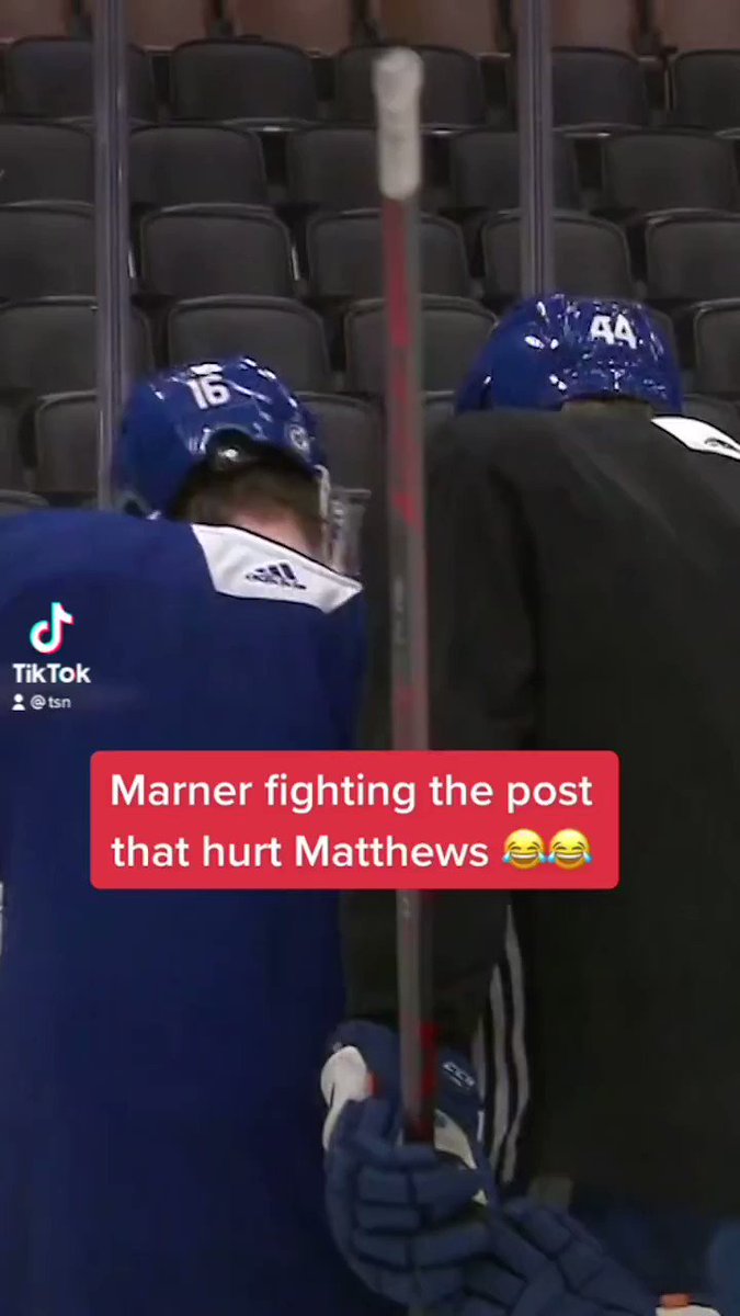 BarDown on X: Mitch Marner fighting the post that knocked out Auston  Matthews' teeth is teammate goals 😂😂  / X