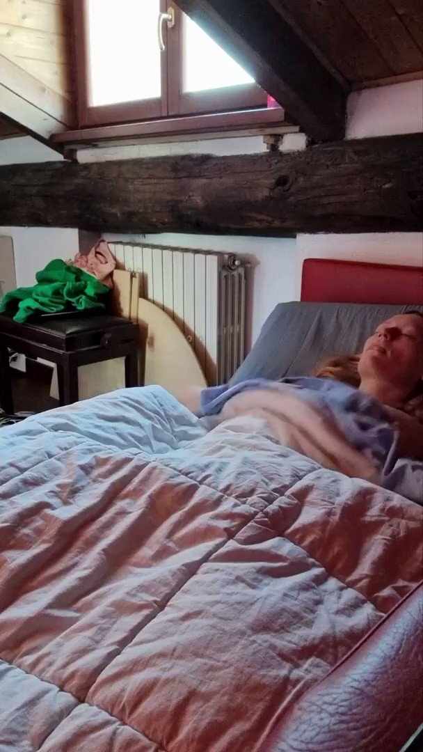 Video oleh @morenudestl