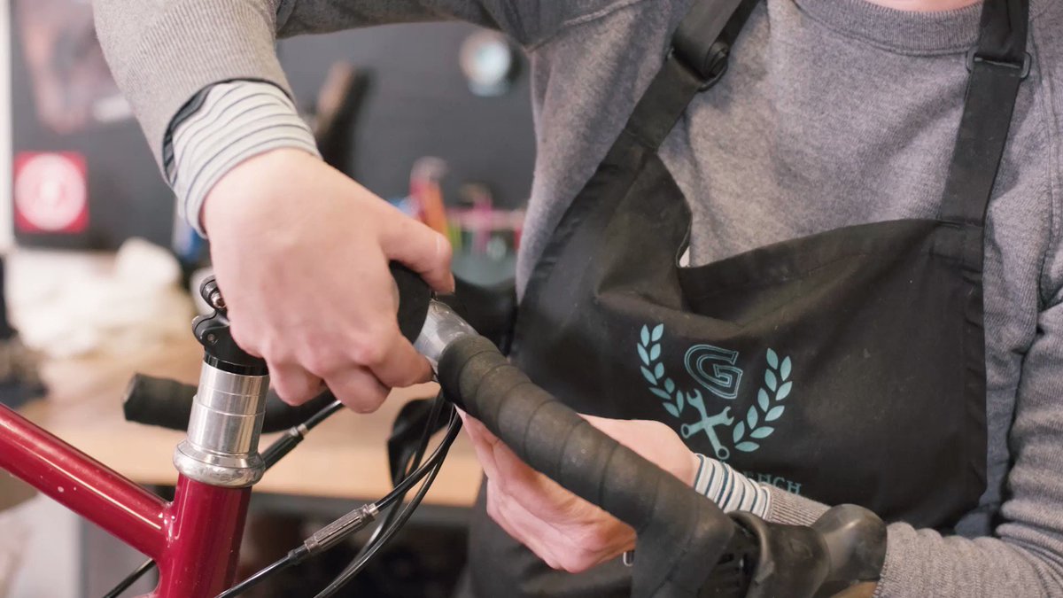 Bicycling Magazine on Twitter "How To Wrap Your Handlebars"