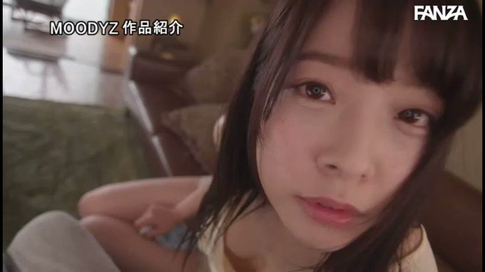 「お兄ちゃんすごい大きくなってるよ」
かわいい妹にこんなエッチな事言われたら勃起してるチ〇ポがさらに脈が速くなってしまう💕
フ○ラでイカされ汗だくになりながら密着セッ○ス✨
カワイイさにもエロさにもほどがある😍 https://t.co/ESJkw0JLbv