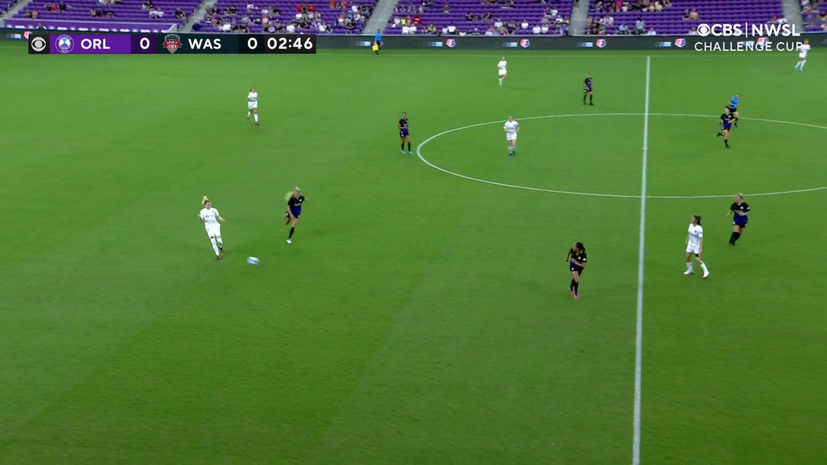 Beautiful move, @erinmcleod18 up to the task though 🙌

@ORLPride | #PrideOfOrlando