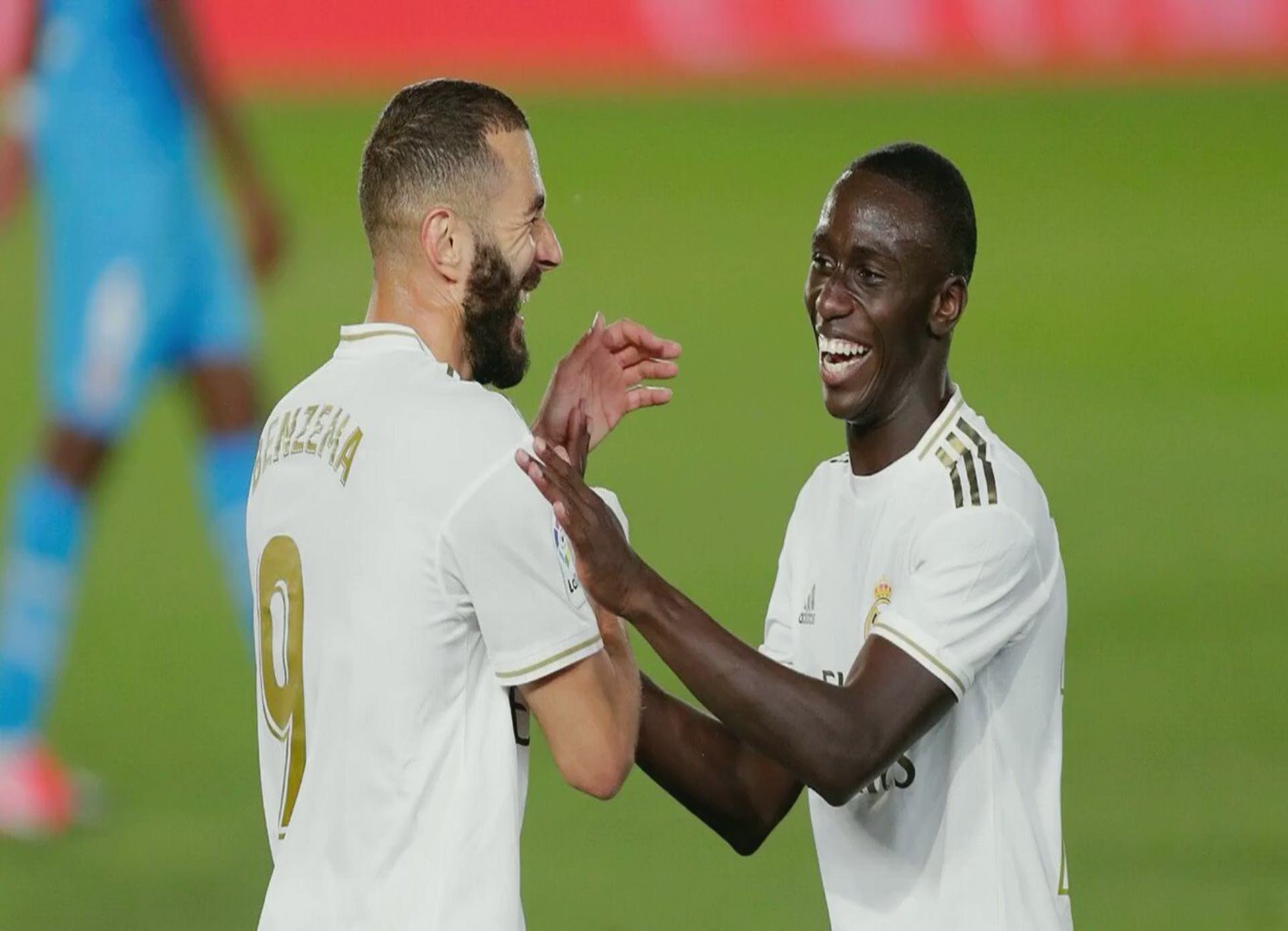 news-limited-on-twitter-milan-schedule-meeting-with-real-madrid-over