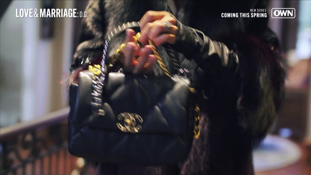 Chanel Classic Flap Bag Medal Hardware Black For Women 9.8In25cm - Buzzbify