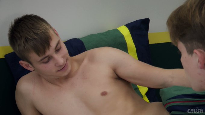 ? Enzo's cousin is sucking his dick ?

Watch Crush ?pisode 06 for FREE on YouTube ? https://t.co/gRv71ZLLB6