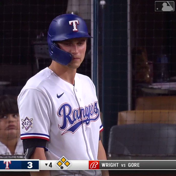 [分享] 天使在滿壘的情況下敬遠Corey Seager