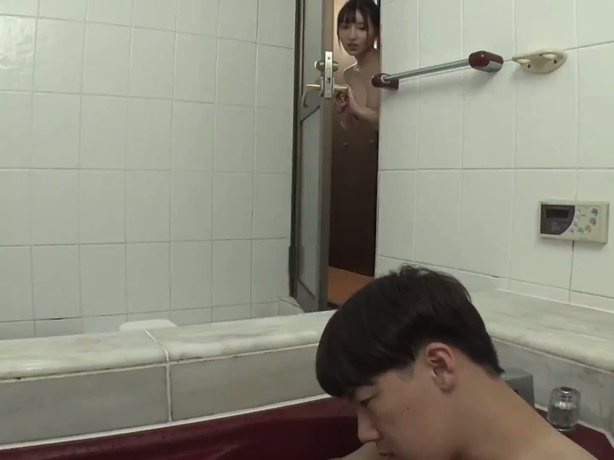 楪カレン 兄の挑発を真に受けた巨乳妹が中出しに気づかず爆走杭打ちピストン