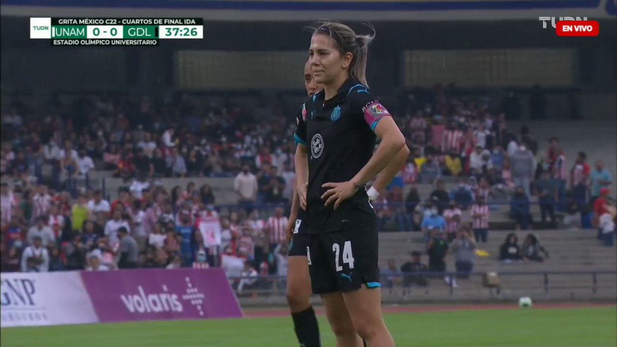 📹#NoTeLoPierdas

¡'Licha' lo hace de nuevo! Desde los once pasos marca el primero de la tarde en el O. Universitario. 🐐

#VamosPorEllas👊🏼