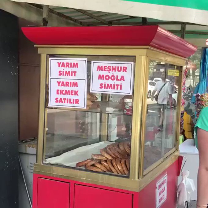 Maaşlar eridi, alım gücü düştü: Yarım ekmek ve simit dönemi başladı   Ekonomi  AYKIRI haber sitesi