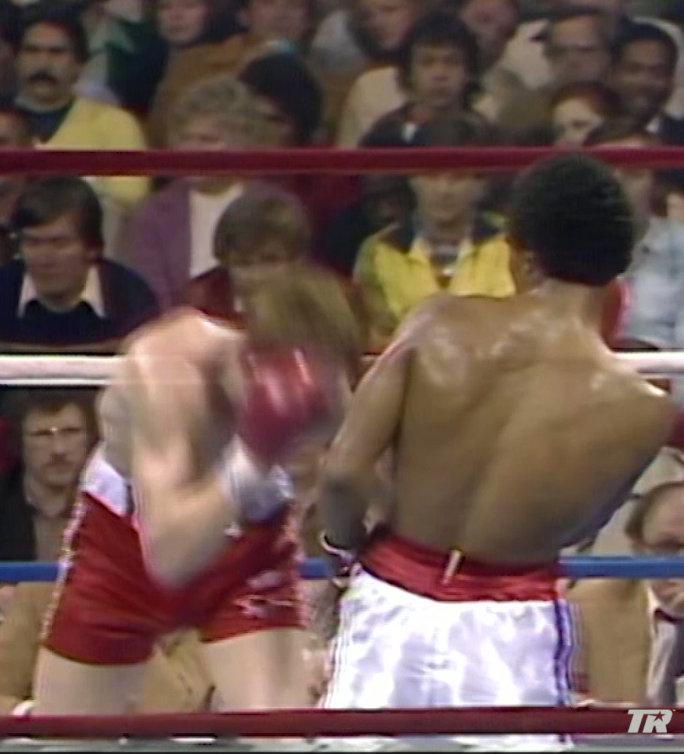 Happy birthday to the legendary Sugar Ray Leonard 
 