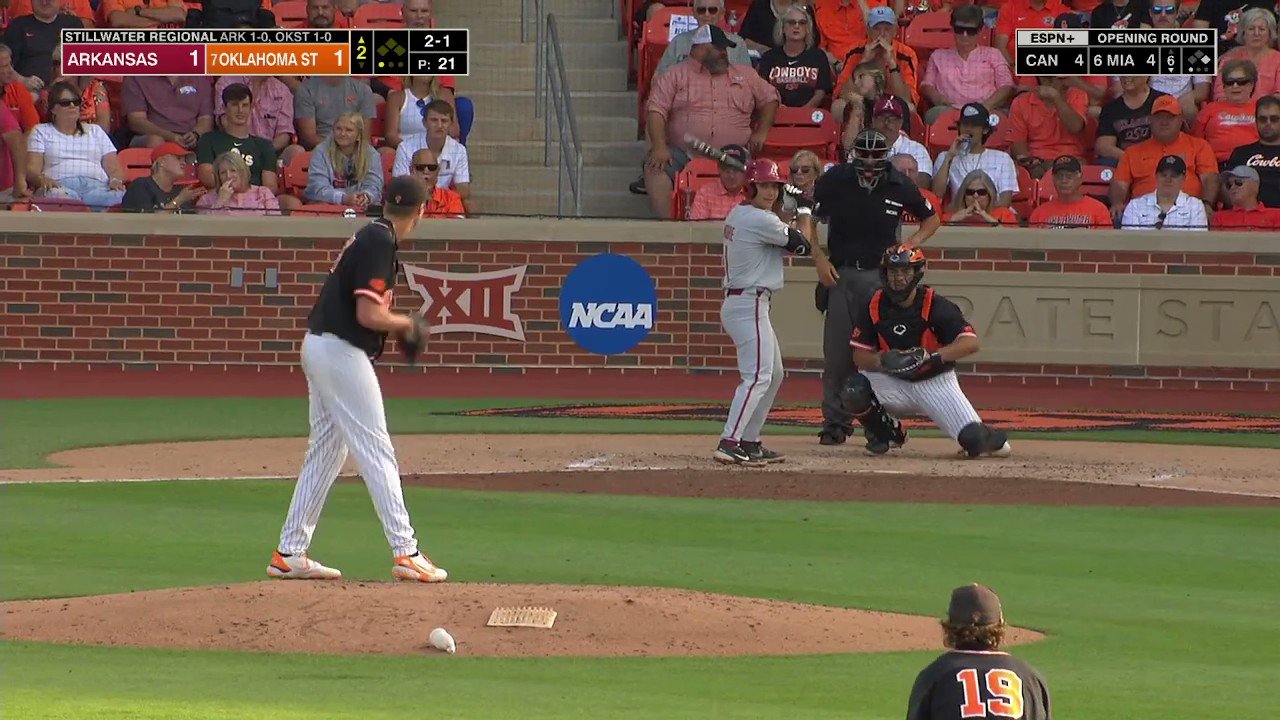 Arkansas Baseball on Twitter "There goes that man https//t.co