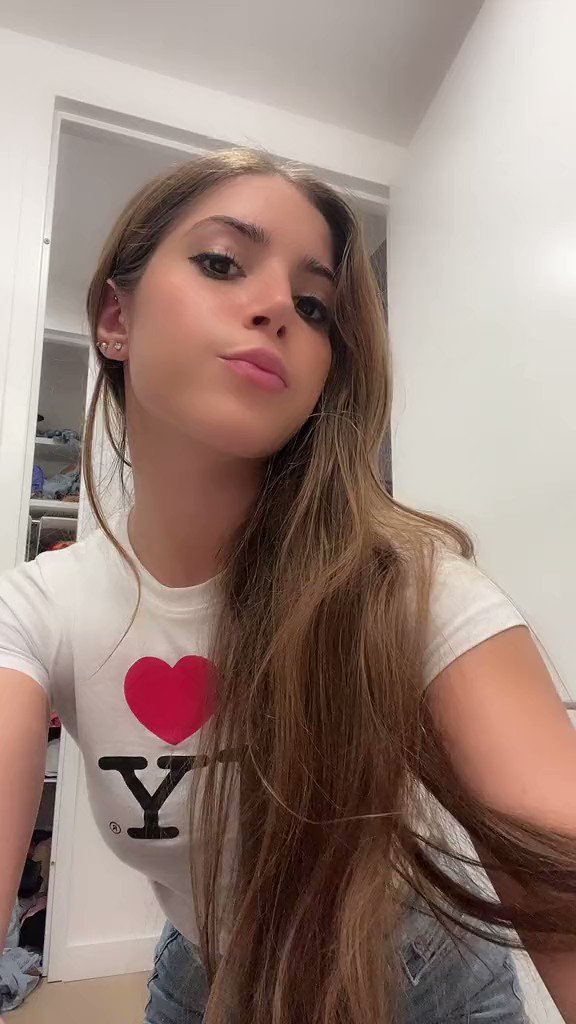 T i t s on Twitter "RT DailyBaddiies Credit emarrbb"(03)