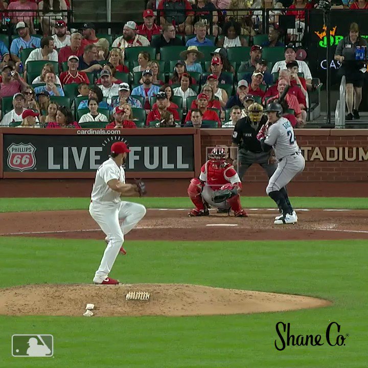RT @Cardinals: Just another #NolanBeingNolan!
#STLCards x @ShaneCompany https://t.co/5P52jWf4CL