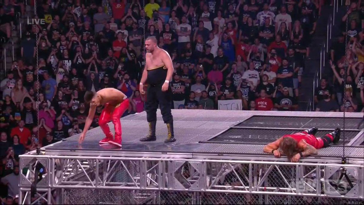 @AEWonTV's photo on #AEWDynamite