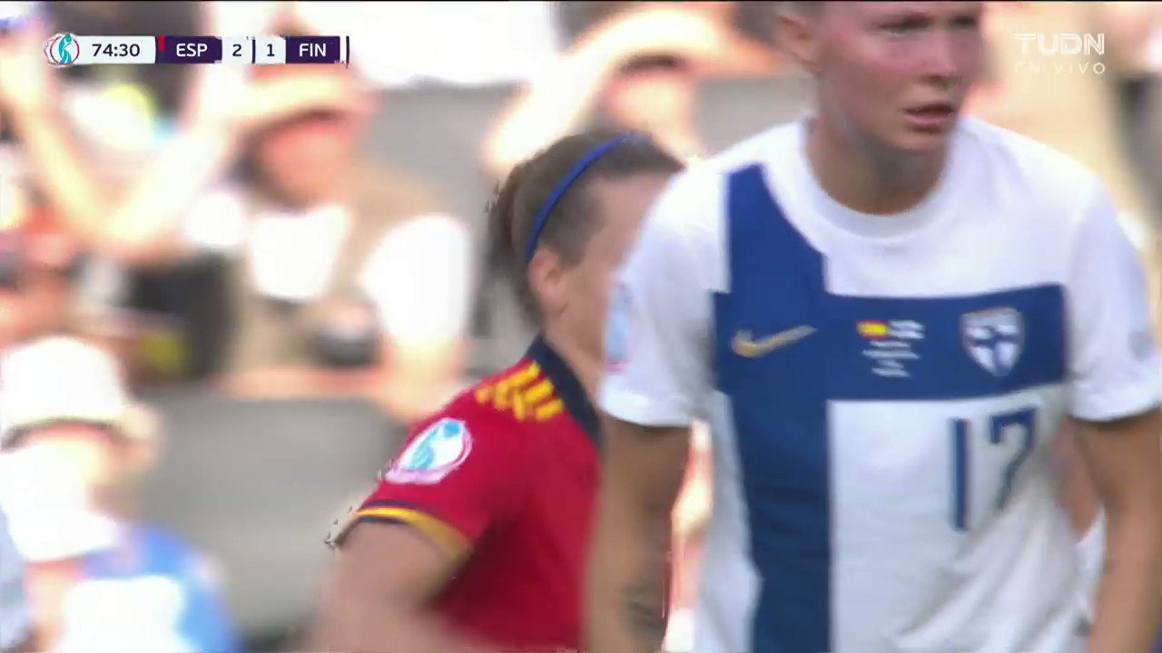 ¡Goooooooool de España! 🔥

García cabecea y pone el tercero de la Furia Roja. ¡Golazo! 😎

🇪🇸 3-1 🇫🇮

#VeranoDeCampeonas | #España | #Finlandia

🔴 ¡EN VIVO!
📺 TUDN 
📱👉