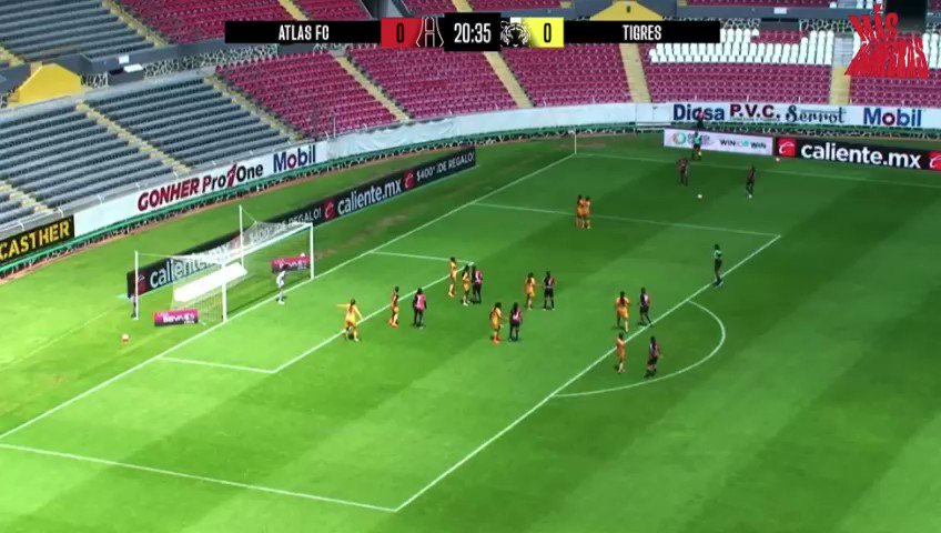📹#NoTeLoPierdas

¡¡G⚽⚽⚽L!!!

Fabi Ibarra comenzó poniendo arr1️⃣ba los números en el tablero para las Rojinegras. Con un disparo desde fuera del área, que rebasa la línea.

#VamosPorEllas👊🏼”