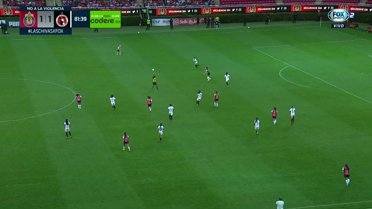 😮‍💨🔥 De bote pronto, y con parte interna, así definió Gabriela Valenzuela, para darle la victoria a las Rojiblancas. ¡Golazo!

#VamosPorEllas👊🏼”