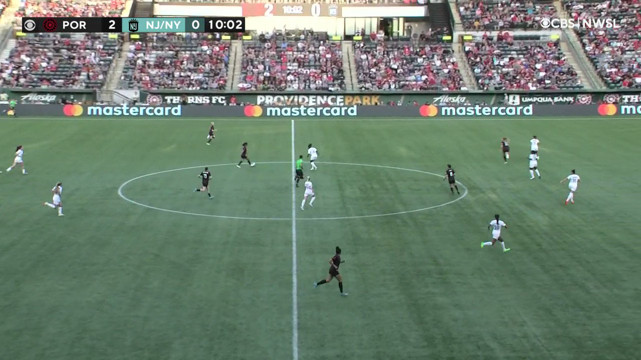 And @marissa_everett makes THREE in just over ten minutes!!!

@ThornsFC | #BAONPDX”