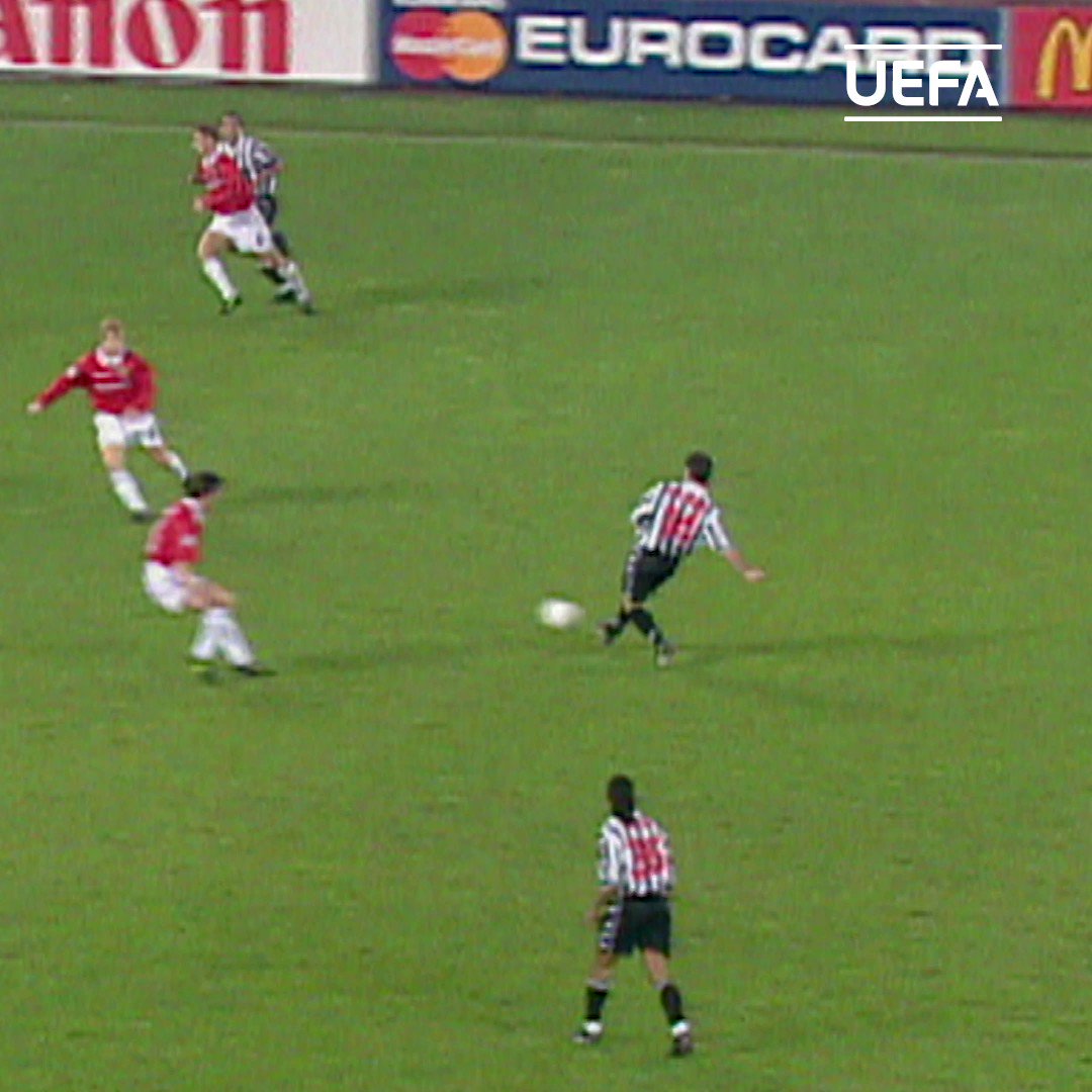 \  Wish legendary defender Jaap Stam a happy birthday! | - messageed by: 