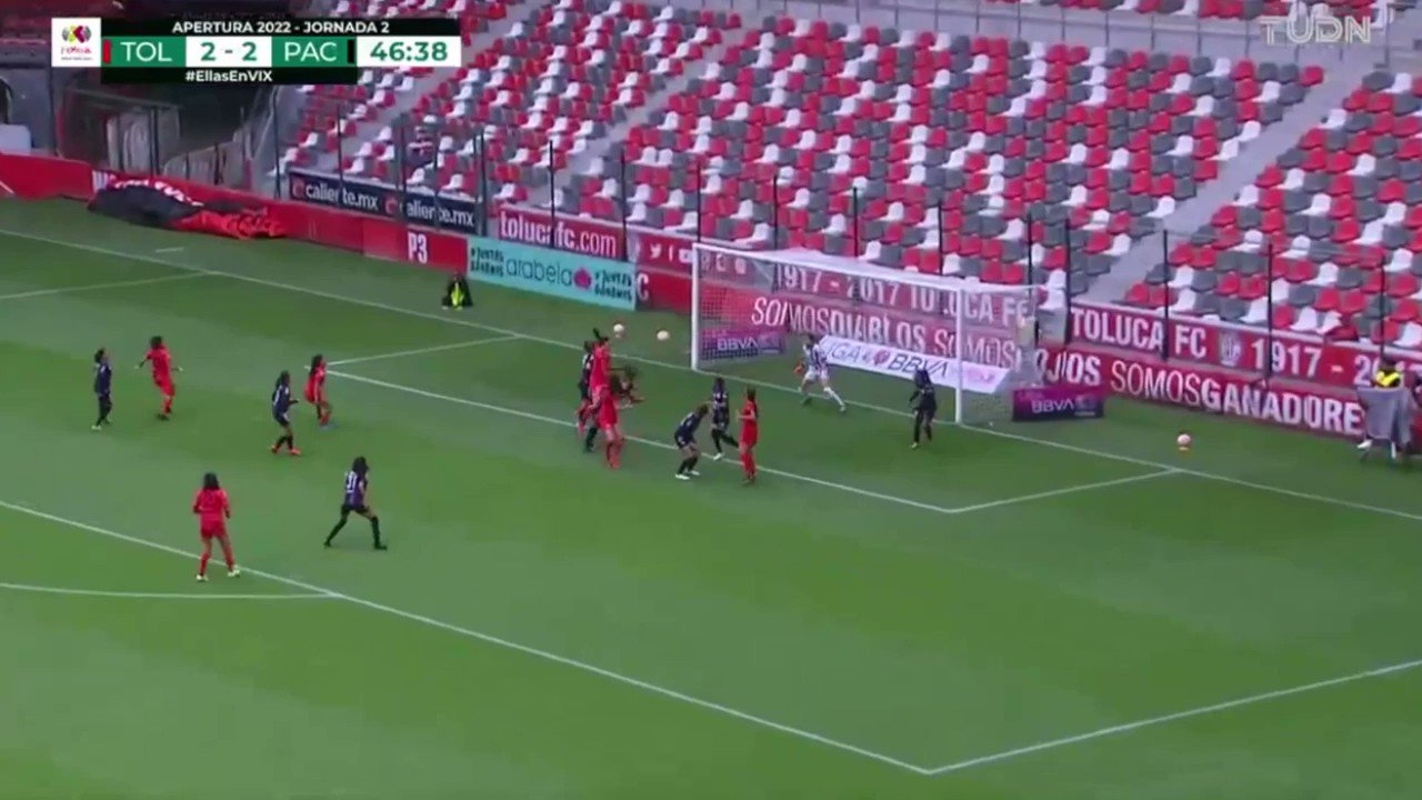 📹#NoTeLoPierdas 

¡¡¡G⚽⚽⚽L!!! 

Karla Martínez remata de cabeza, y anota el tercero en el 🔥Nemesio Diez.

Las 😈Diablas le están dando la vuelta al marcador.

#VamosPorEllas👊🏼”