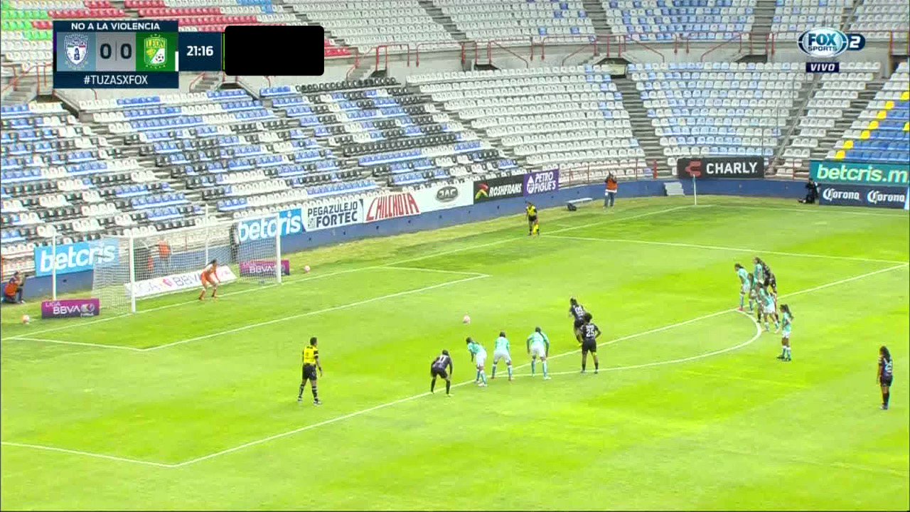 📹#NoTeLoPierdas 

¡¡¡G⚽⚽⚽L!!! 

Desde los once pasos, así abrió el marcador Charlyn Corral en el Hidalgo. 🔥

#VamosPorEllas👊🏼”