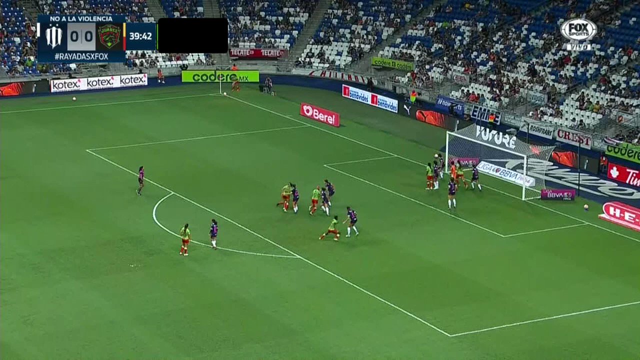 📹#NoTeLoPierdas

¡¡¡G⚽⚽⚽L!!!

Miriam Castillo puso el primero de la noche en Monterrey, y así adelantaba a las 🐎Bravas.

#VamosPorEllas👊🏼”