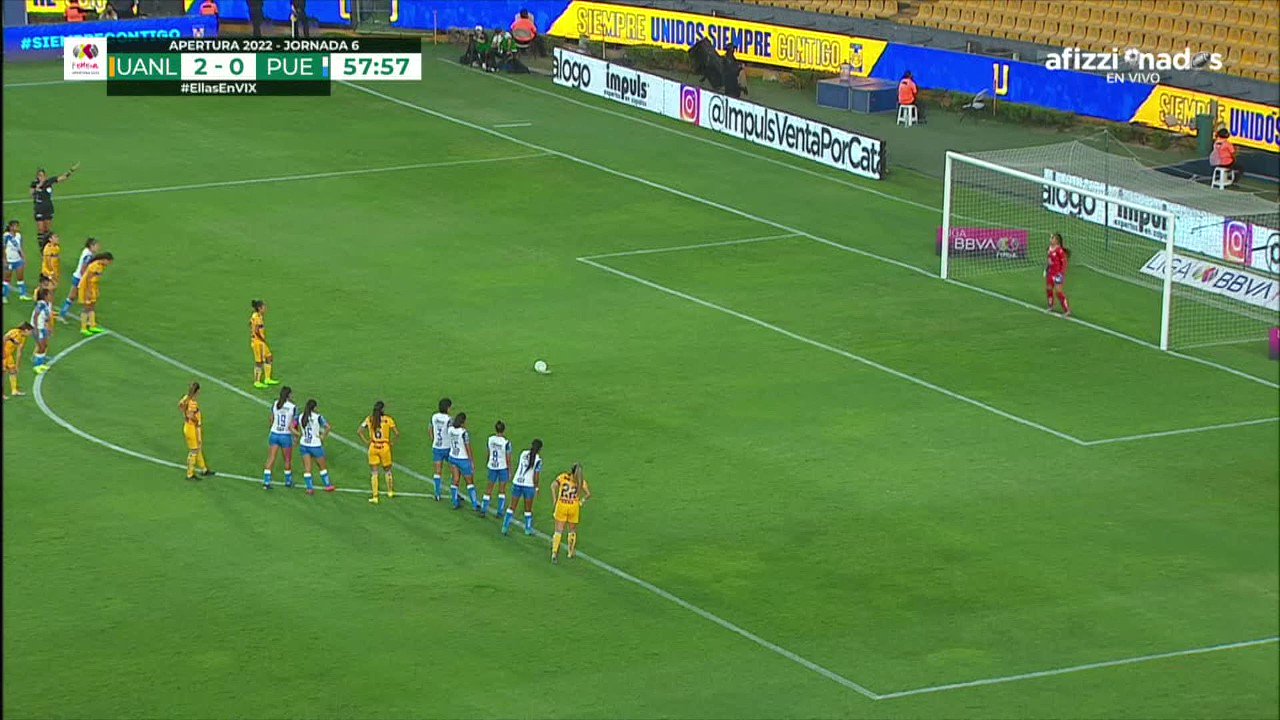 📹#NoTeLoPierdas 

¡¡¡G⚽⚽⚽L!!! 

Desde el manchón penal, la 🫡‘Generala’ marcó el tercero de este duelo.

#VamosPorEllas👊🏼”
