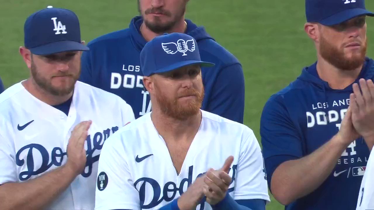 Los Angeles Dodgers for the win. : r/MadeMeSmile