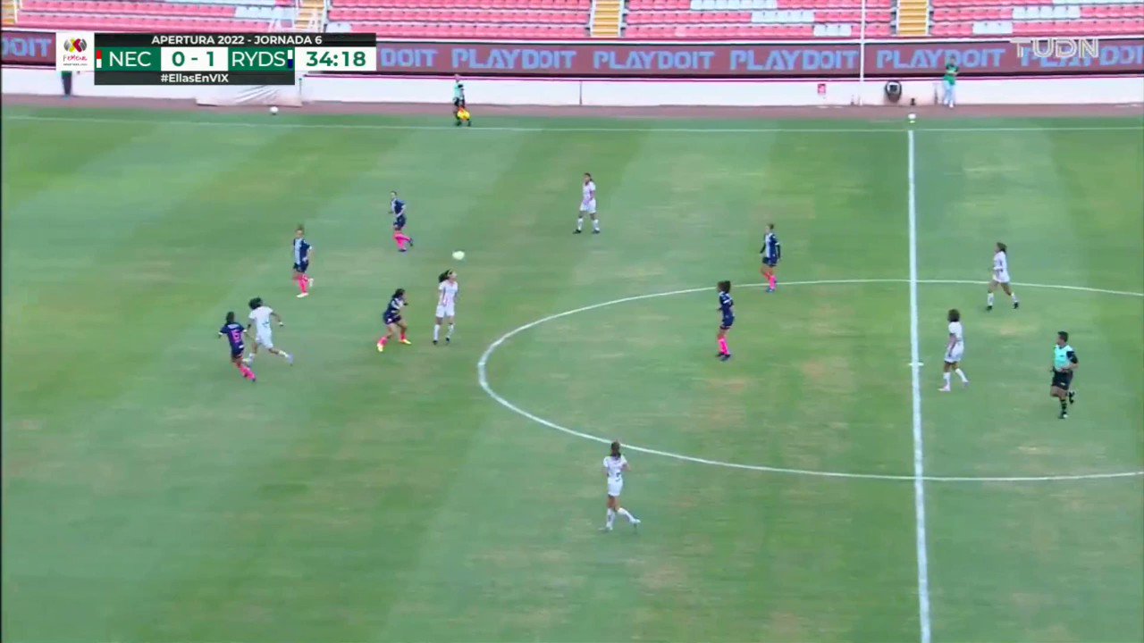 📹#NoTeLoPierdas 

¡¡¡G⚽⚽⚽L!!! 

El do2️⃣lete de Christina Burkenroad de esta tarde.

#VamosPorEllas👊🏼”
