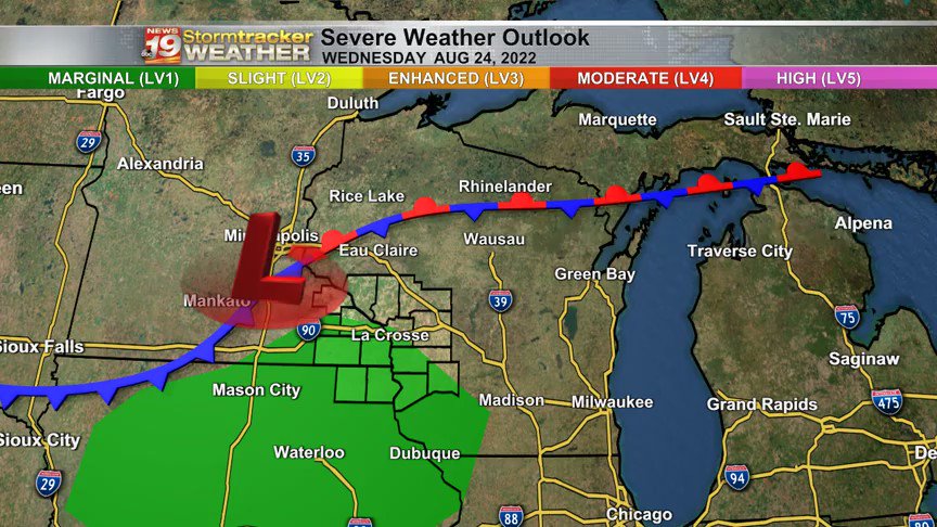 A storm system means a risk of strong thunderstorms between 8 and about 11 pm this evening. The highest threat will be for SE'rn Minnesota and NE'rn Iowa, and south of I-90. To stay safe tune into News 19 @  10 pm! https://t.co/sUplqdICyk https://t.co/ZUZzEWesjB