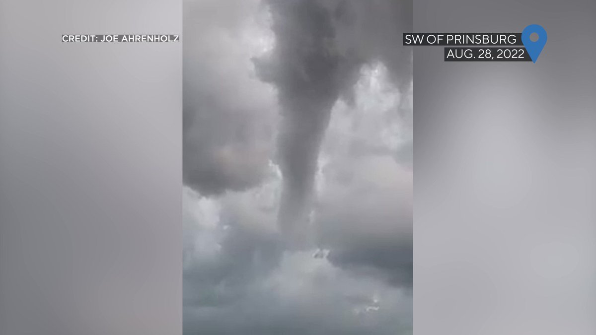 WATCH: Joe Ahrenholz caught what appeared to be a funnel cloud on camera Sunday evening in central Minnesota. | https://t.co/hcQdTh3wDG https://t.co/3woQKFvCp6