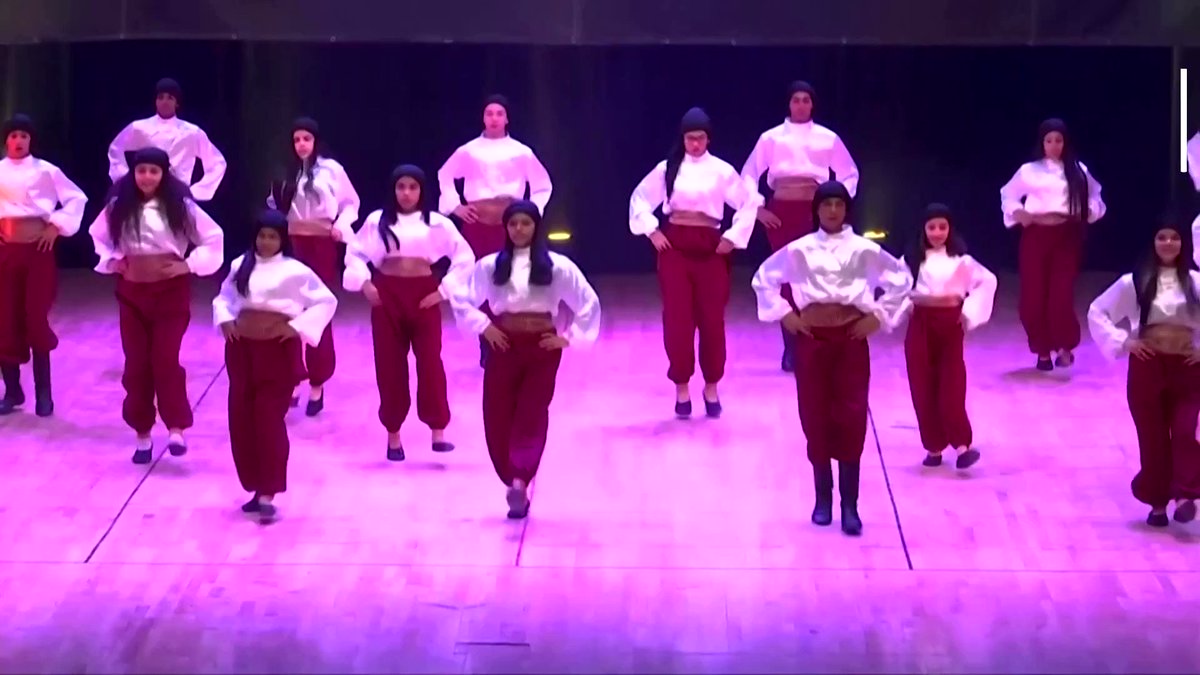 The Al Hannouneh Society in Jordan is teaching children traditional