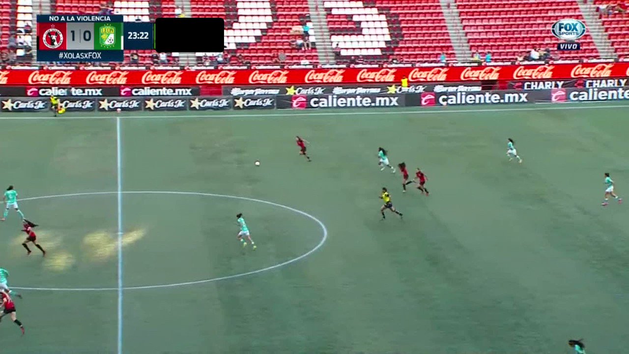 📹#NoTeLoPierdas

¡¡¡G⚽⚽⚽L!!!

Angelina Hix concretó el segundo gol para las Perrísimas, luego de quitarse la marca para rematar. 🔥

#VamosPorEllas👊🏼”