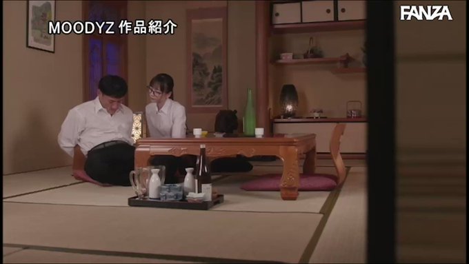 真面目で内気な部下「みあ」は、ドMでダメな上司（みあは胸キュンで大好き状態！）を出張先で相部屋を仕組んでズブズブにする計画を立てる
貪りつきたくなるわ。
https://t.co/uXkR0WNTAk