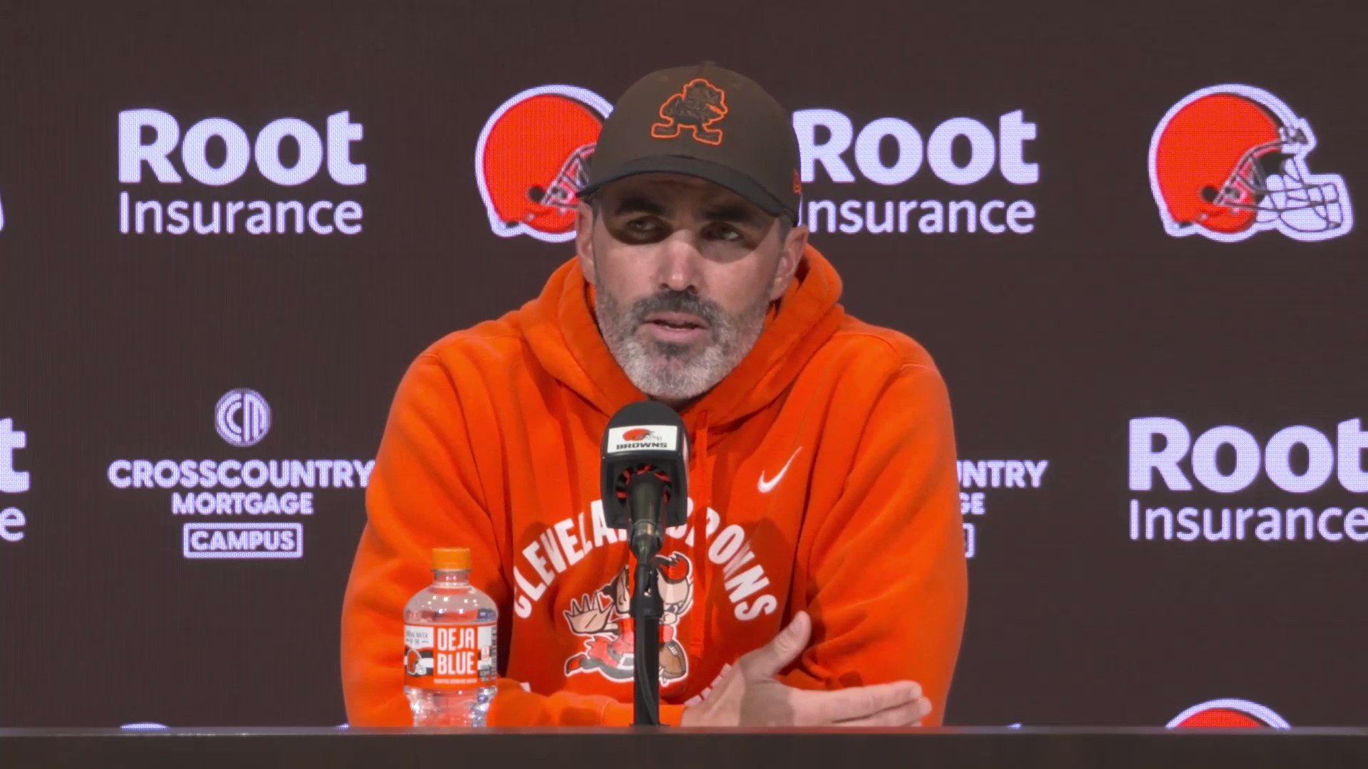 cleveland-browns-on-twitter-flash-garrett-s-play-status-sunday-will