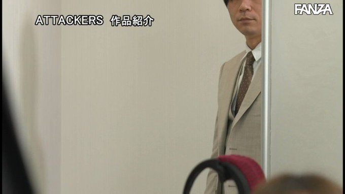 人妻秘書と出張先のホテルで濃厚不倫セックスに溺れた。 明里つむぎ https://t.co/aIEaTJcUoY