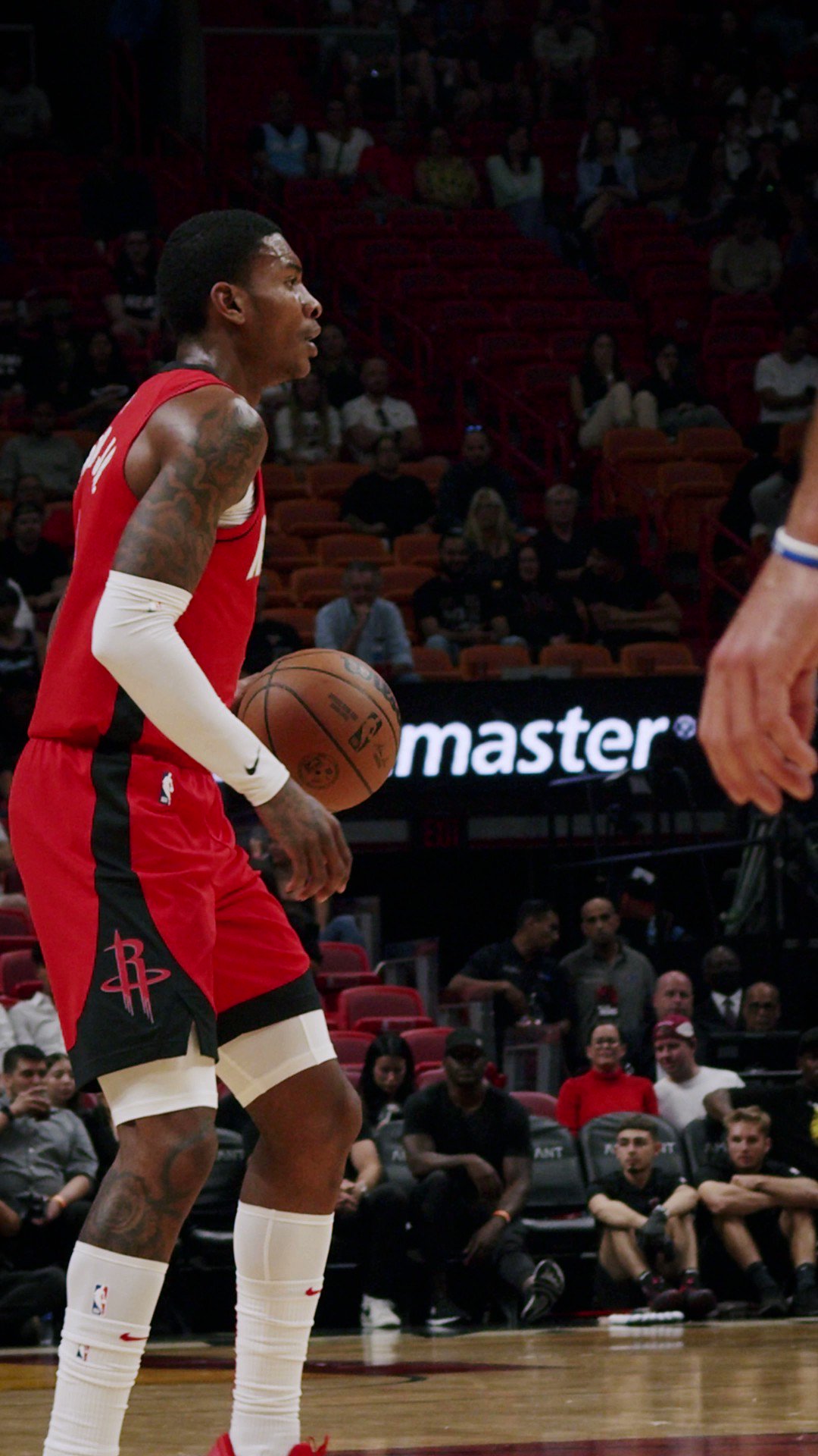 Rockets at Heat / Twitter