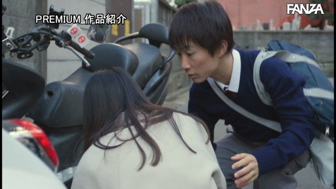 倒れたカレン先生を介抱して家に送ったら…

本編はリプ欄から 👇
https://t.co/wSO8wsY7xI