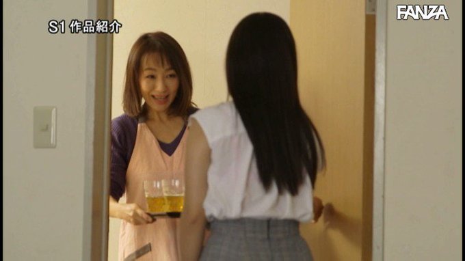 ゲリラ豪雨でズブ濡れになった家庭教師みはると自宅で二人だけになったあの日 羽咲みはる https://t.co/9a5rSxhWAV