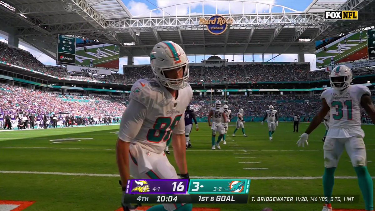 Mike Gesicki Hits 'The Griddy' After Snagging His First TD Catch As A Bengal Overtime on Twitter: "Mike Gesicki still got the worst griddy I’ve ever