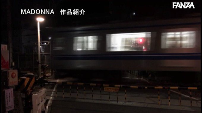 人妻だとマジで興奮するよね…
https://t.co/TpZYOG5Juo