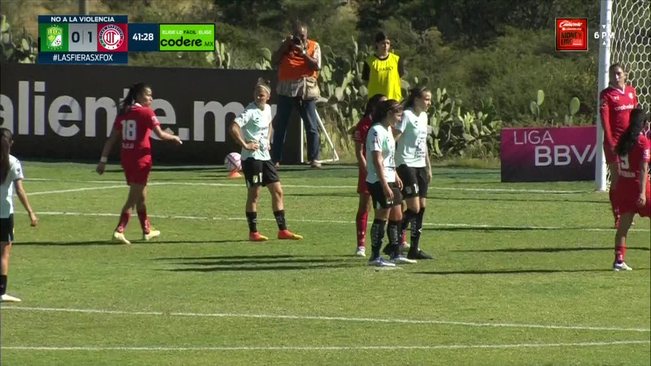 ¡¡¡G⚽⚽⚽L!!!

Los números no dejan de moverse... 🥵
Yashira Barrientos anotaba el primero para la 🦁Fiera.

#VamosPorEllas👊🏼 | 📹#NoTeLoPierdas”