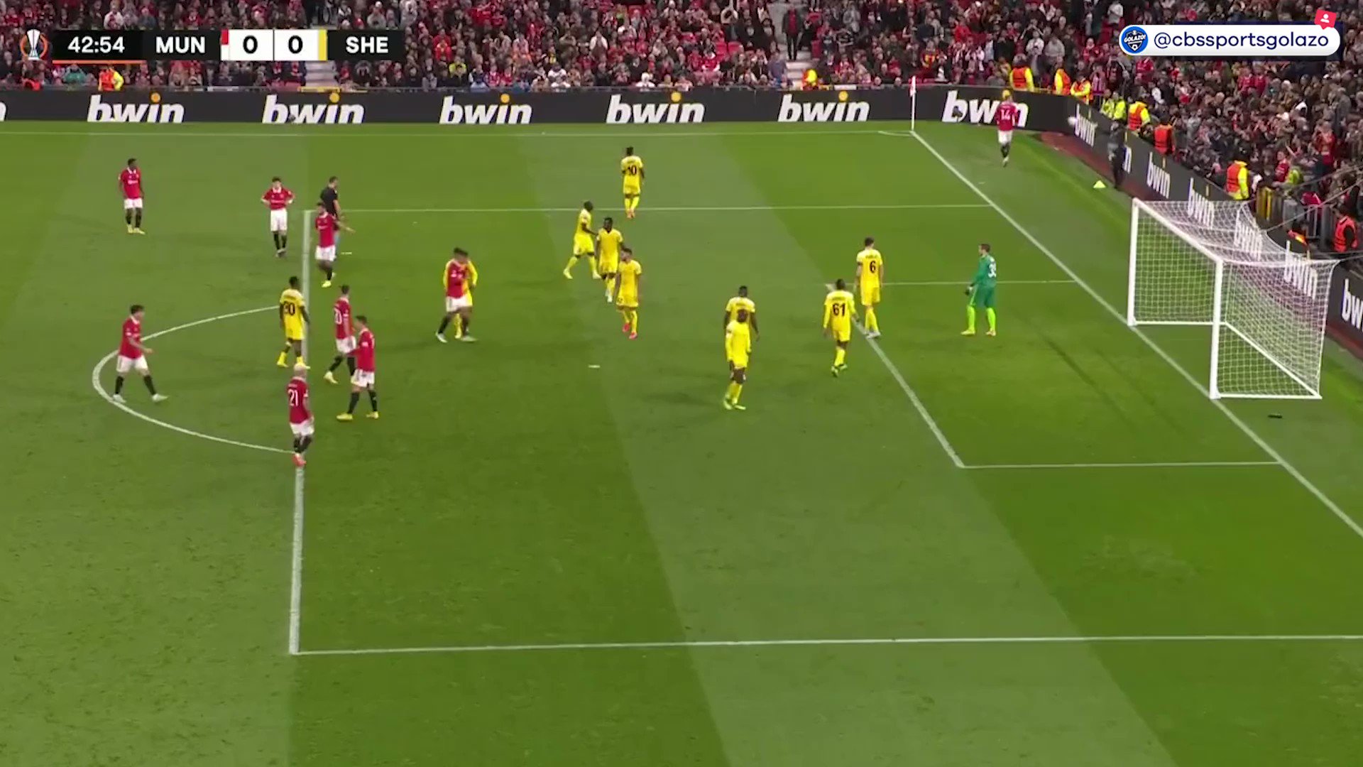 Diogo Dalot feels the pulse as he grabs first European goal for Man Utd. 💥”