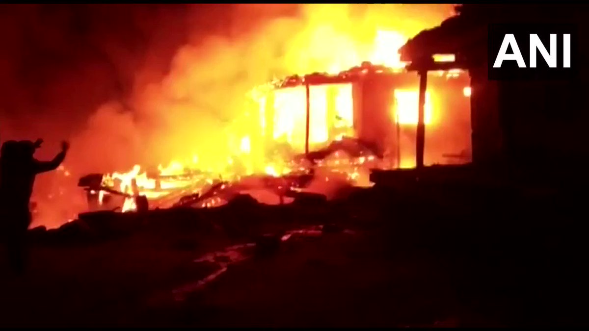 Caught on camera: 15 houses gutted in fire in J&K's Kishtwar; no casualties  reported
