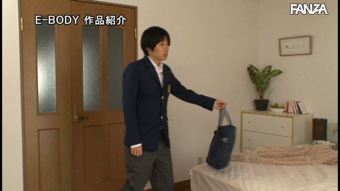 両親不在の1週間…常に半裸のハーフ姉妹と僕だけの巨乳まみれ3人共同生活 楪カレン 逢見リカ https://t.co/DuJvPGkgSZ