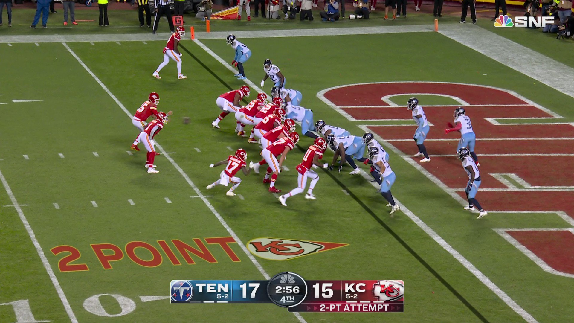 NFL on Twitter "Tie game! Mahomes putting the team on his back (or